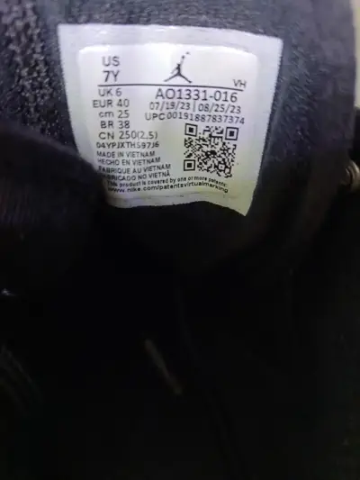 Zapatillas Jordan Fadeaway GS negras 40 (25 cm.) - miniatura 5