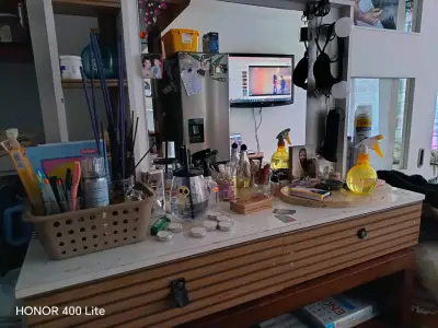 Tocador con espejo y luces estilo Hollywood - miniatura 5