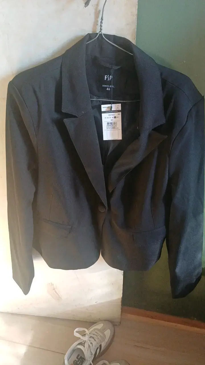Blazer negro elegante para mujer talla 46