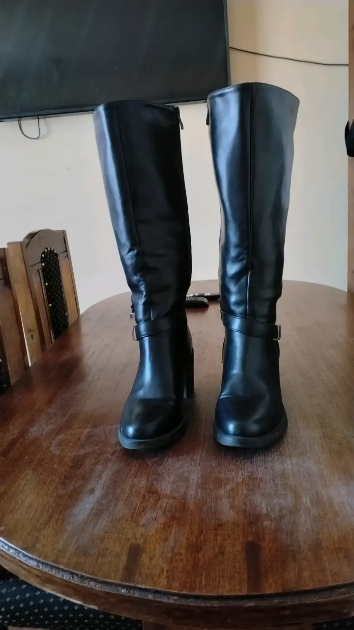 Botas negras de cuero para mujer - 3