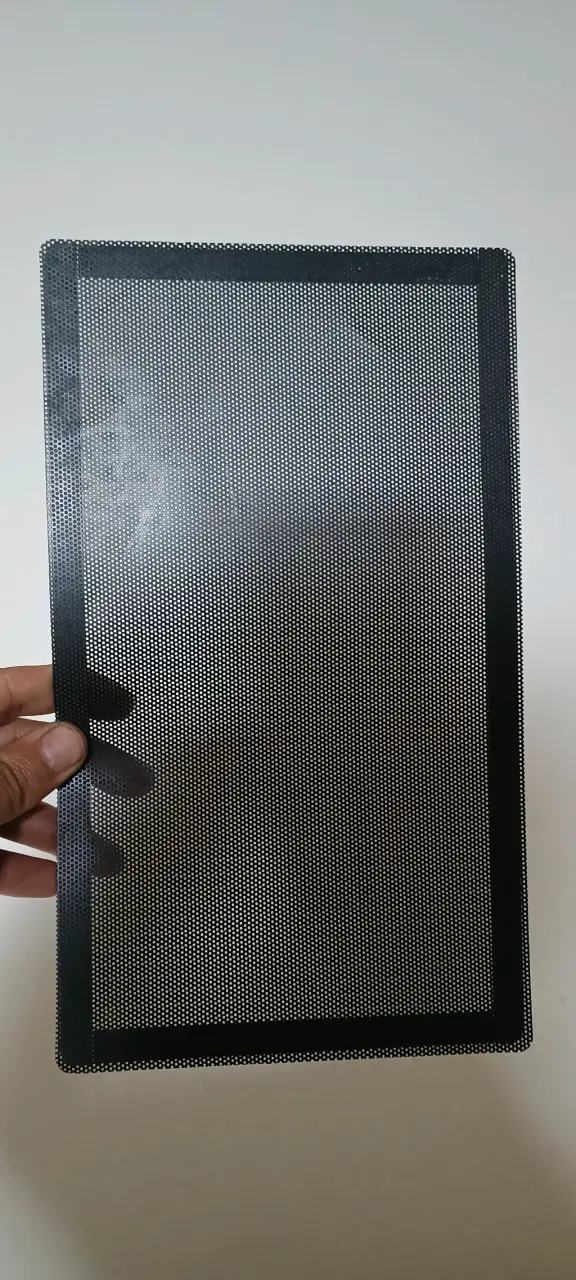 Filtro de polvo para gabinete gamer 16x27 cm - 3