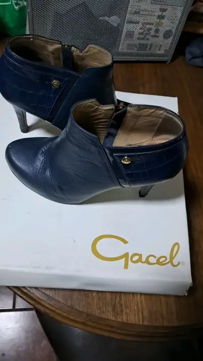 Botines de cuero azul con tacón alto Gacel - miniatura 1