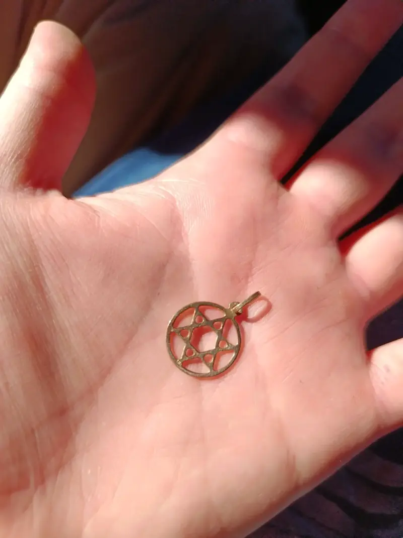 Dije de oro 18k - 1