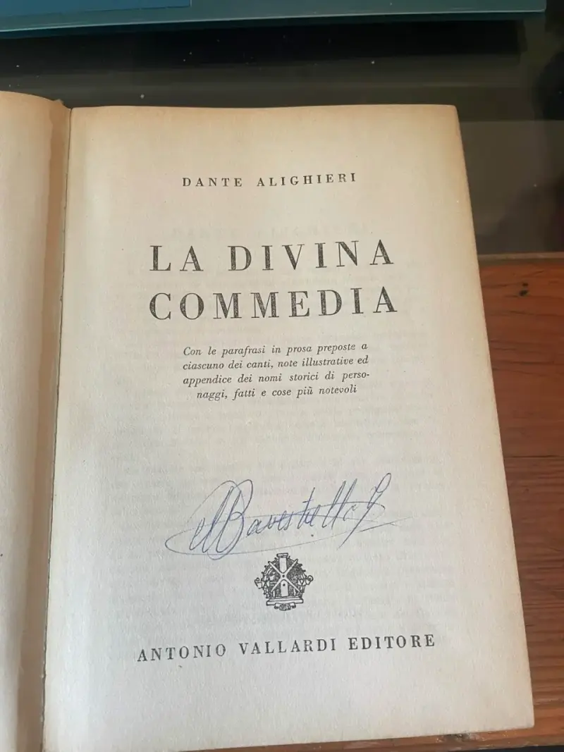 Libro La Divina Commedia de Dante Alighieri - 1