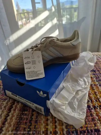 Zapatillas Adidas Gazelle Indoor Mujer Beige - miniatura 2