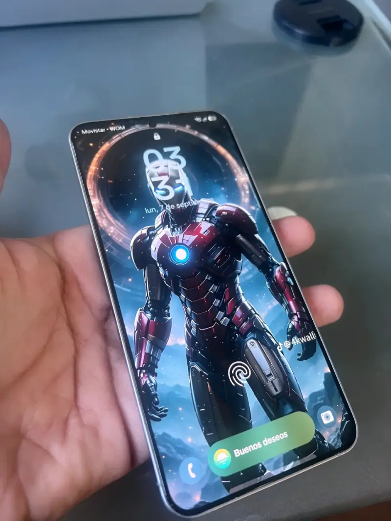 SAMSUNG S25 + 256GB - 2