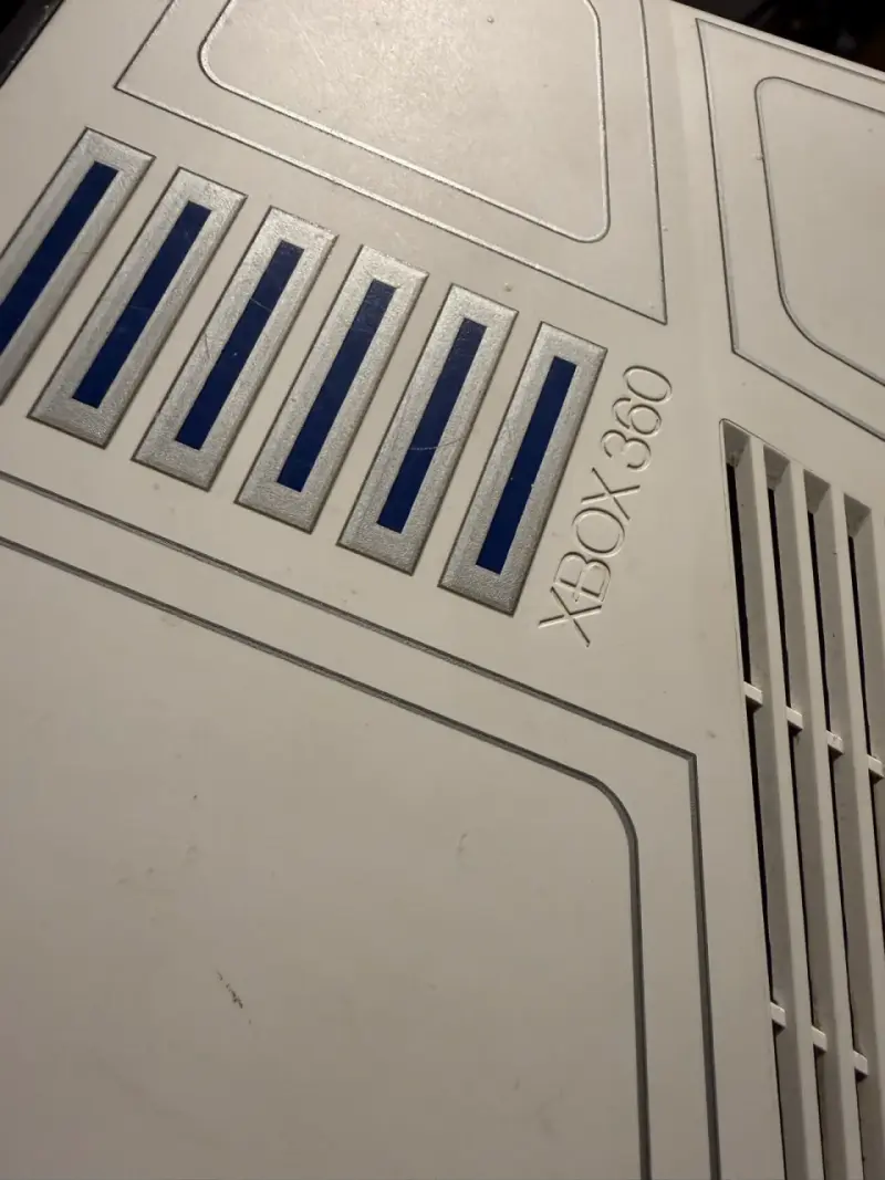 Consola Xbox 360 Edición Star Wars R2-D2 *Detalle - 6