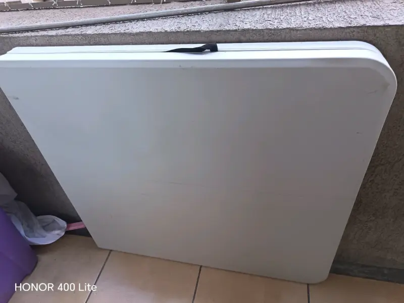 Mesa plegable portátil blanca - 2