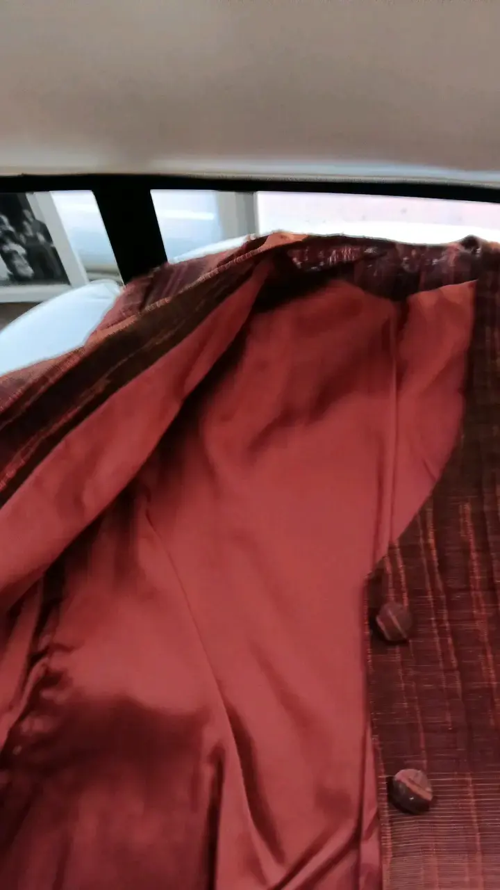 Chaqueta de mujer elegante color burdeos - 3