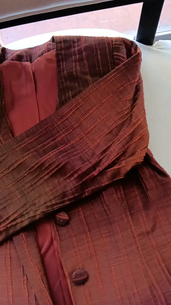 Chaqueta de mujer elegante color burdeos - 4