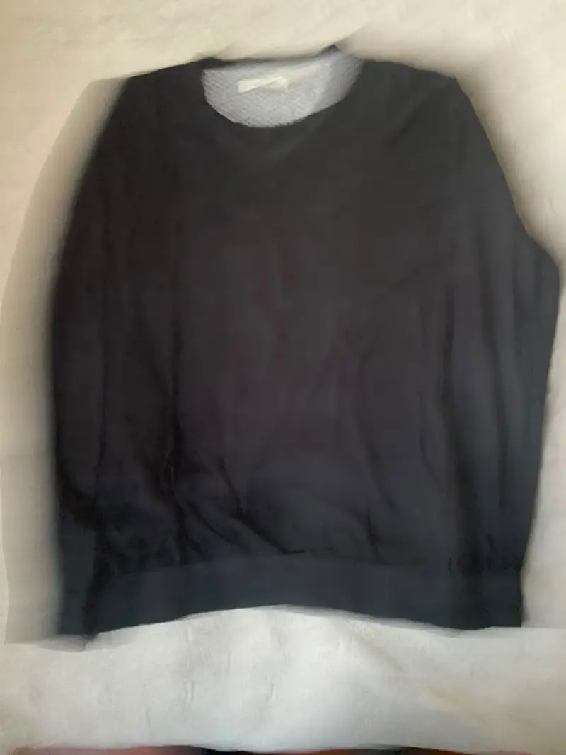 Suéter negro para hombre