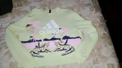 Polerón Adidas estampado tropical - miniatura 1