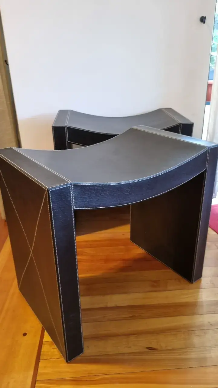 Taburetes de cuero sintético modernos tipo M