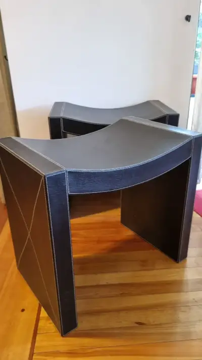 Taburetes de cuero sintético modernos tipo M - miniatura 1
