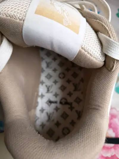 Zapatillas deportivas beige Louis Vuitton - miniatura 3