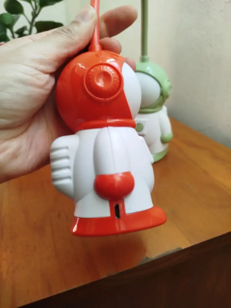 Dos LÁMPARAS astronauta LED recargables - 4
