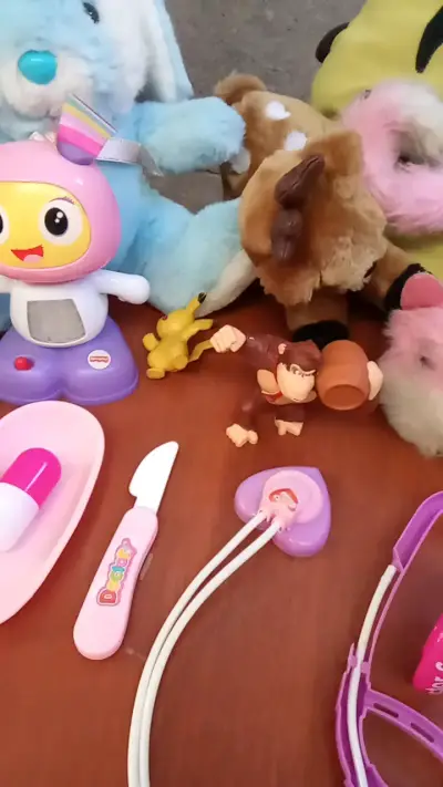 Lote gigante de juguetes variados para niños - miniatura 2