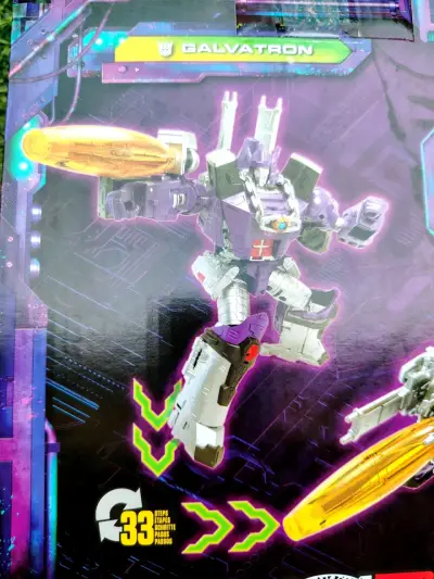 Figura de acción Transformers Legacy Galvatron - miniatura 6