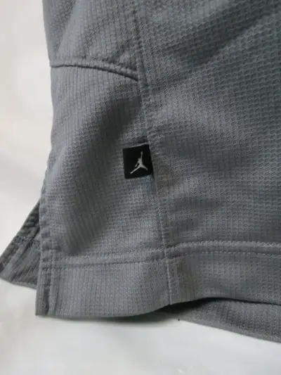 Polera sin mangas gris Jordan para hombre Talla XL - miniatura 2