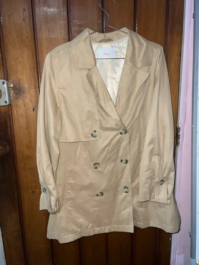 Trench beige de mujer s.Oliver con botones - 1