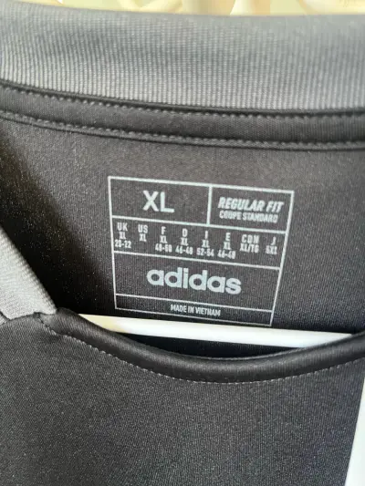 Polera Deportiva Negra Adidas - miniatura 3