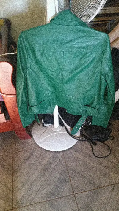 Chaqueta de cuero verde estilo biker Sybilla - miniatura 2