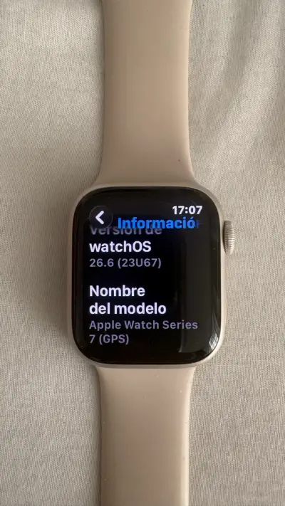 Apple Watch Series 7 GPS 41mm en buen estado - miniatura 4