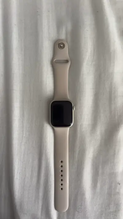 Apple Watch Series 7 GPS 41mm en buen estado - miniatura 5