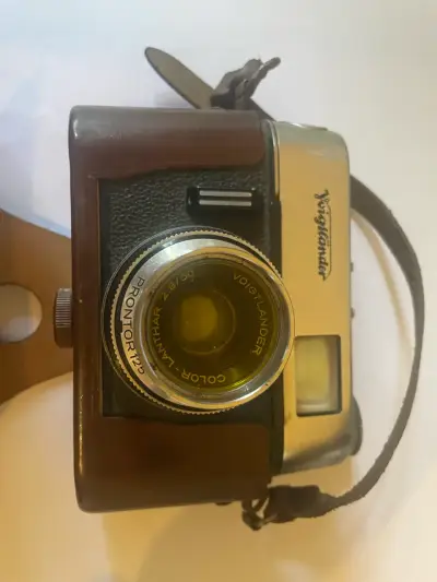 Cámara Vintage Voigtländer con Estuche - miniatura 2