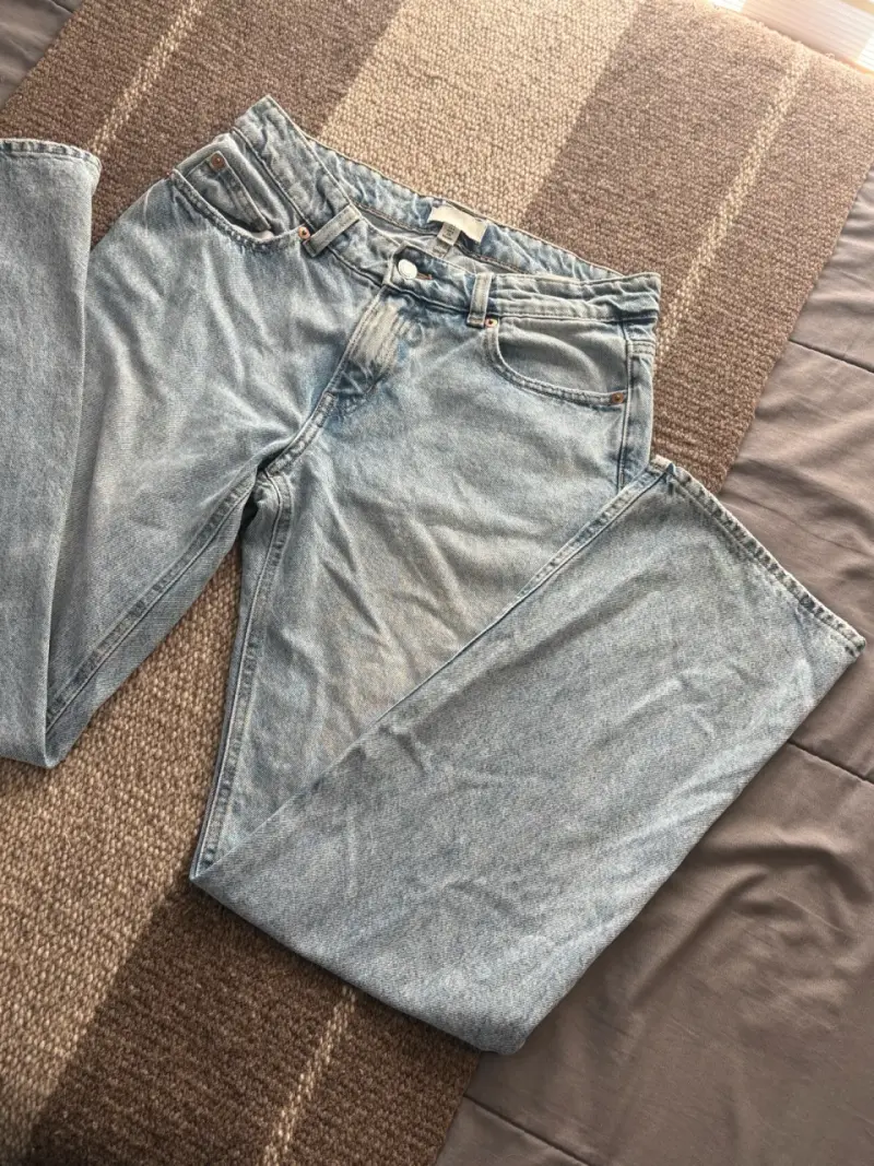 Jeans tiro bajo H&M talla 36 - 3