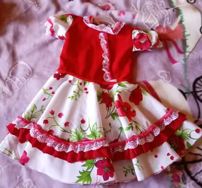 Se venden vestidos de huasa con falso talla 1 - miniatura 1