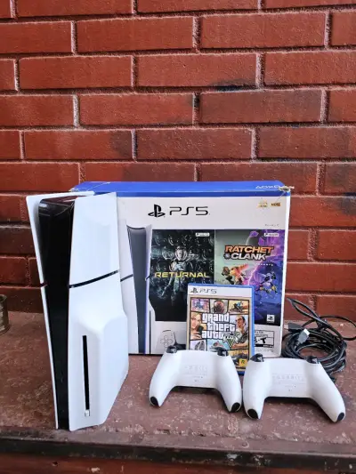 Sony PlayStation 5 PS5 Slim + 2 Mandos + Juego - miniatura 1
