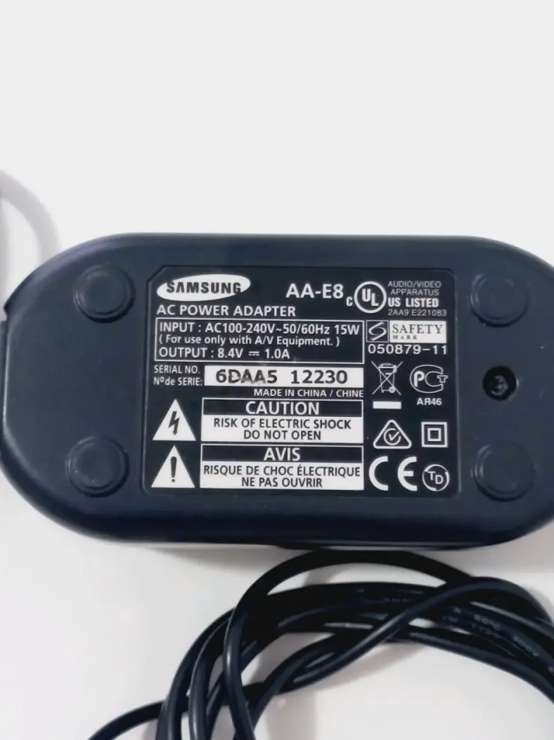 Cargador Samsung AA-E8 para Handycam - 1