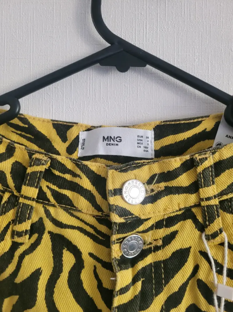 Pantalones de mezclilla animal print MNG - 2