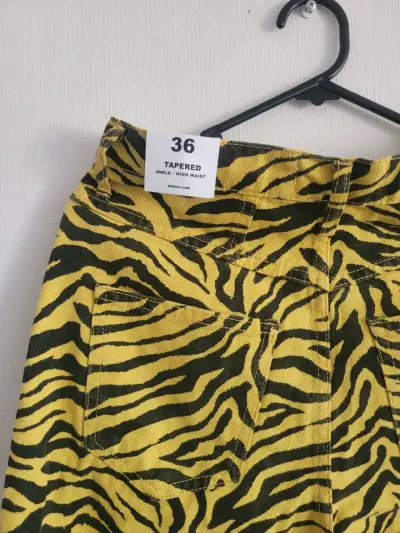 Pantalones de mezclilla animal print MNG - miniatura 5