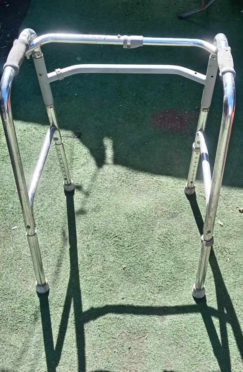 Andador plegable de aluminio para adultos - 3
