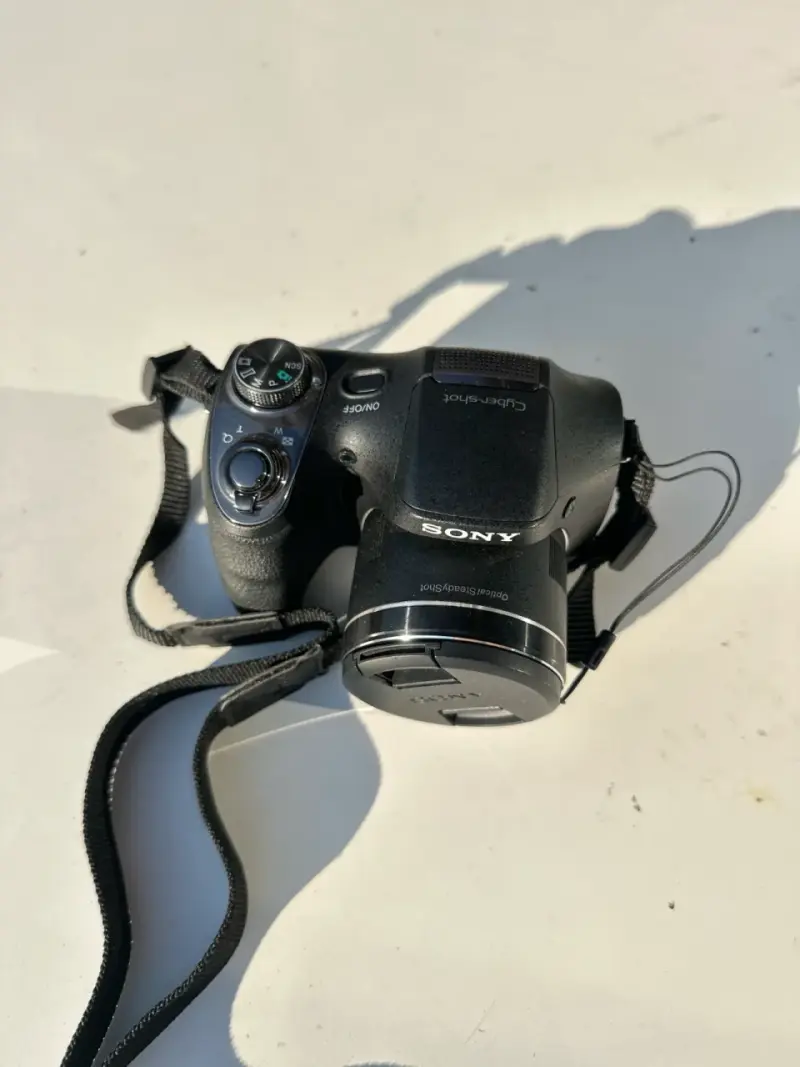 Cámara Fotográfica Sony Con Zoom Óptico De 35x - 4