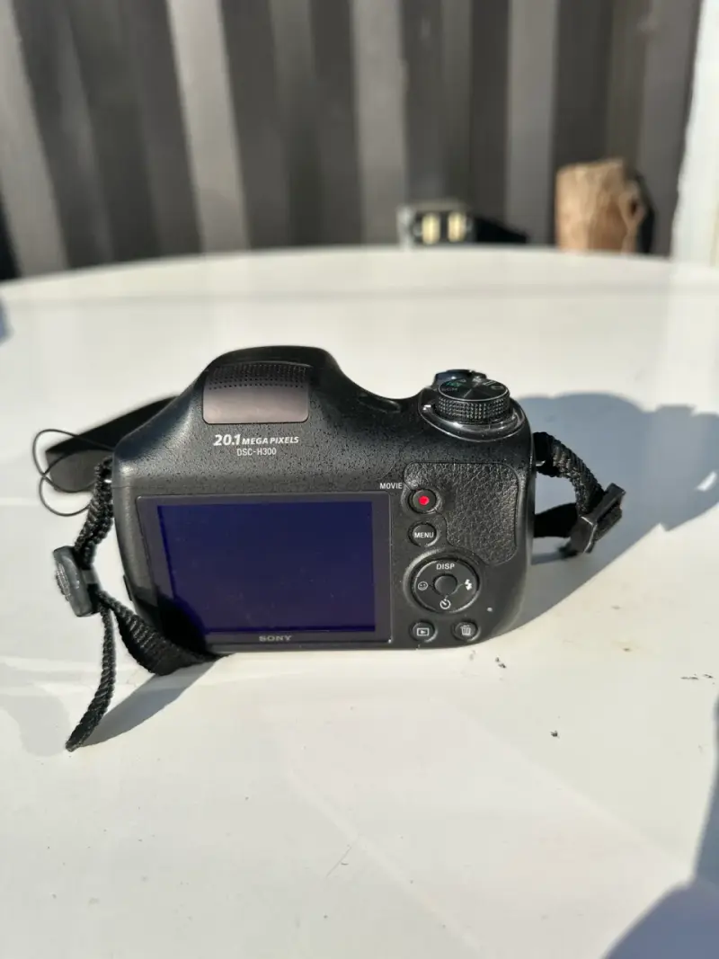 Cámara Fotográfica Sony Con Zoom Óptico De 35x - 5