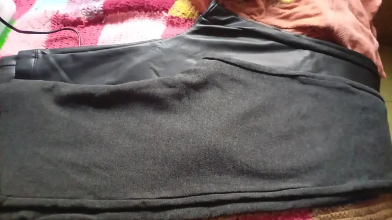 Leggings de cuero sintetico y gris  mujer - 2