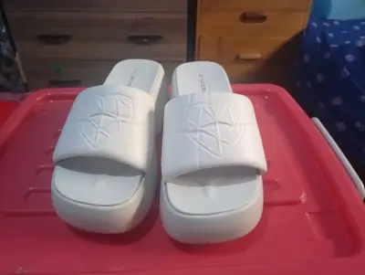 Sandalias blancas de plataforma C. Moran - miniatura 1