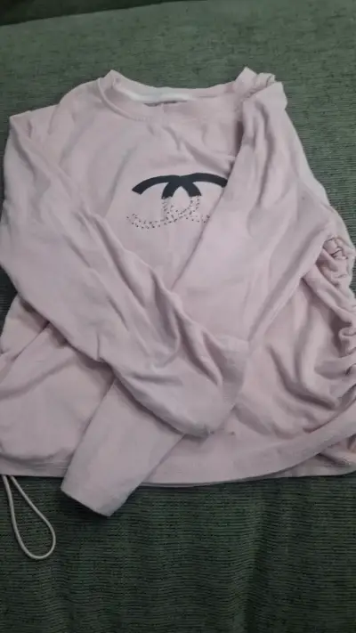 Polera manga larga rosada con diseño - miniatura 2