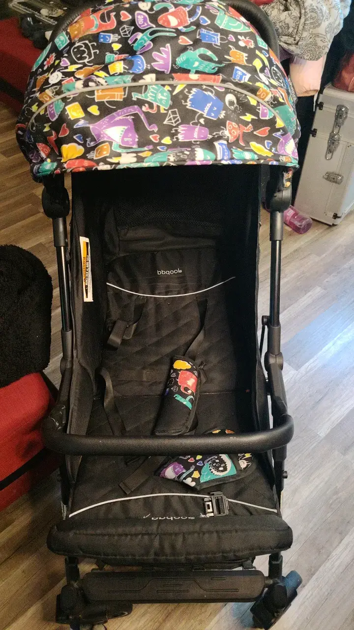 Coche de bebé plegable con diseño colorido - 2