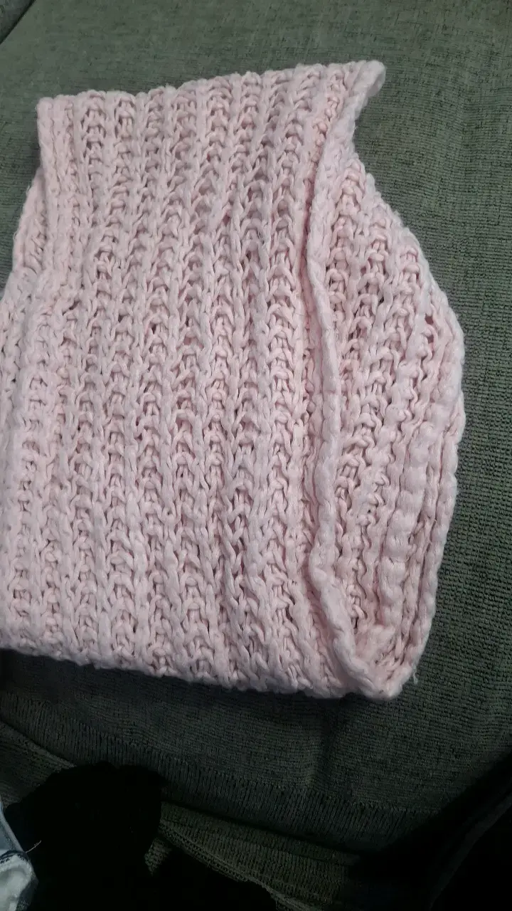 Bufanda tejida a mano color rosa - 3