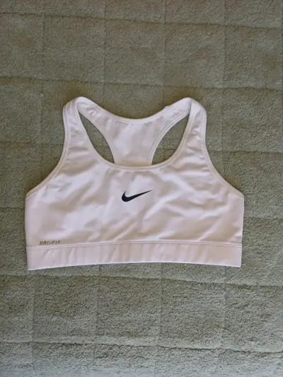 Top deportivo Nike Dri-FIT blanco - miniatura 1