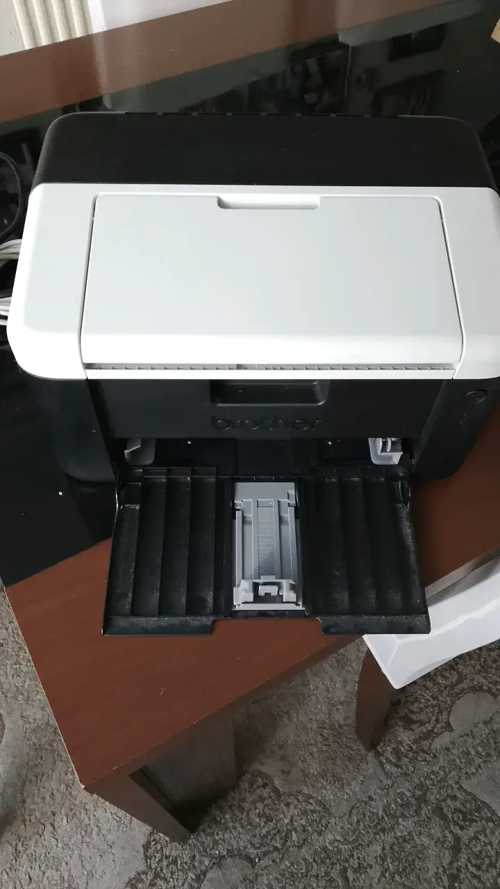 Impresora láser Brother HL-1202 en buen estado - 2