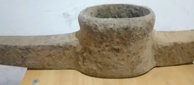 Antigua  picota de hierro forjado ( año 1890 -1950 - 2