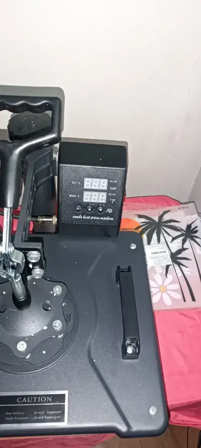 Máquina de prensa térmica multifuncional para sublimación - miniatura 1