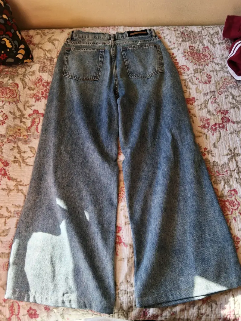 Jeans anchos de mezclilla con rotura para mujer - 2