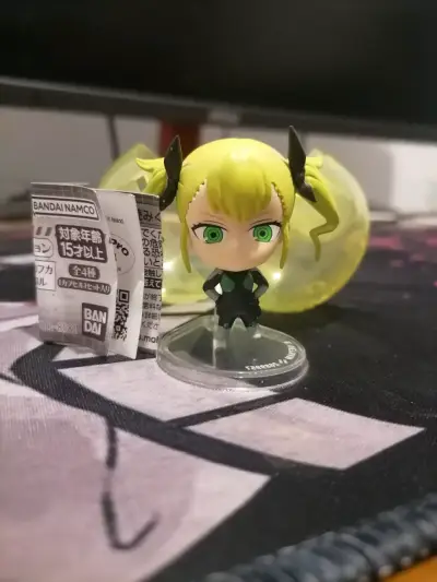 Figura Gashapon Bandai Kikoru Shinomiya Kaiju n°8 - miniatura 1