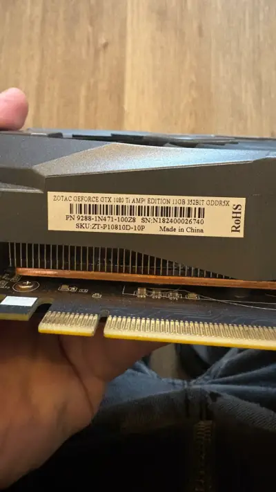 Tarjeta gráfica Zotac GeForce GTX 1080 Ti AMP! Edition 11GB - miniatura 1